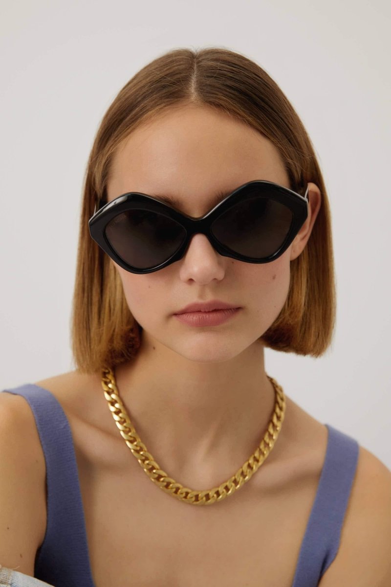 Butterfly femenine black sunglasses with BB logo – iconic recall to CUT concept – LUX VERSE Luxury Designer Fashion Outlet