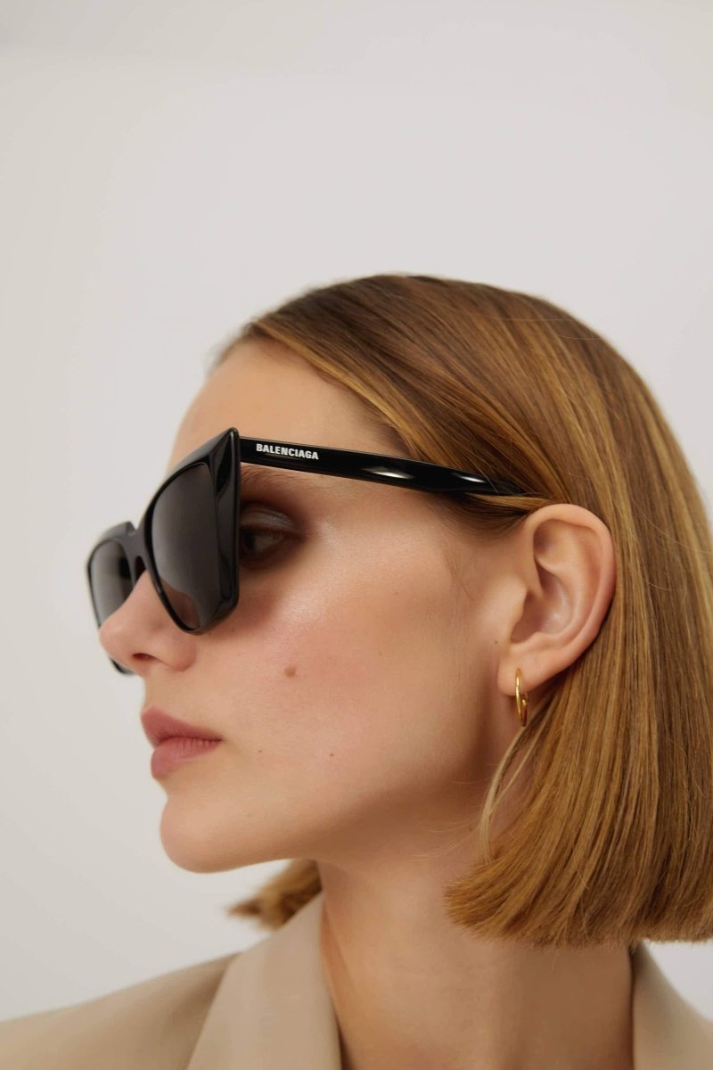 Cat-eye femenine black sunglasses – key to attract aspirational consumers at entry price range – LUX VERSE Luxury Designer Fashion Outlet