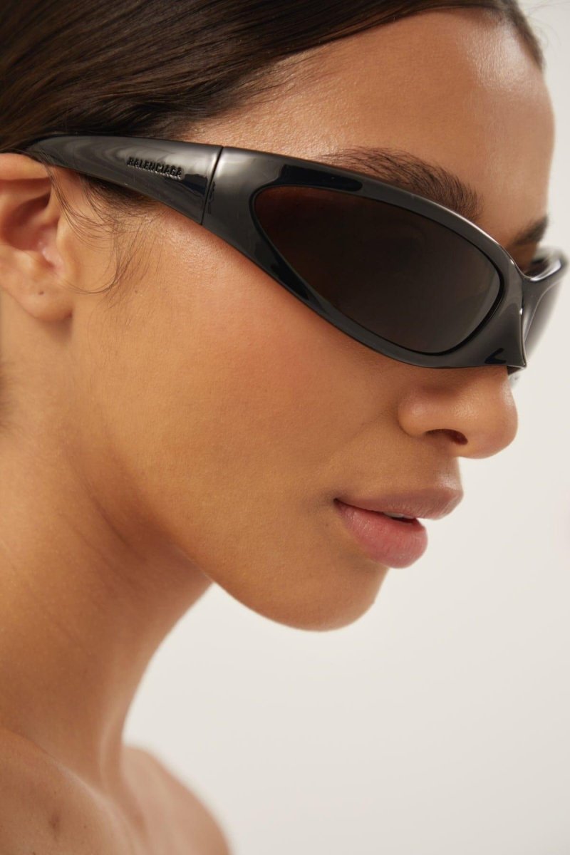 Skin Cat sunglasses in black – skin Cat Sunglasses in black bio-based injected nylon with grey lenses are – LUX VERSE Luxury Designer Fashion Outlet