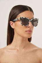 Squared femenine zebra sunglasses with BB folding – easy-to-wear cat-eye shape with rounded volumes – LUX VERSE Luxury Designer Fashion Outlet