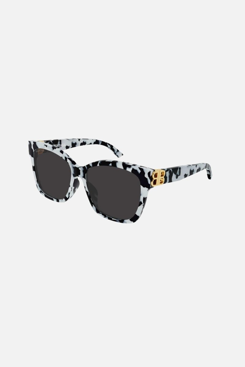 Squared femenine zebra sunglasses with BB folding – easy-to-wear cat-eye shape with rounded volumes – LUX VERSE Luxury Designer Fashion Outlet