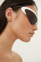 Wire CAT white sunglasses – oval shape with wrap-around profiles in BIO Injection, sleek and ergonomic design – LUX VERSE Luxury Designer Fashion Outlet
