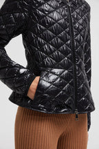 Barive Short Padded Jacket – offering lightweight protection from the elements, the jacket is padded and boasts – LUX VERSE Luxury Designer Fashion Outlet