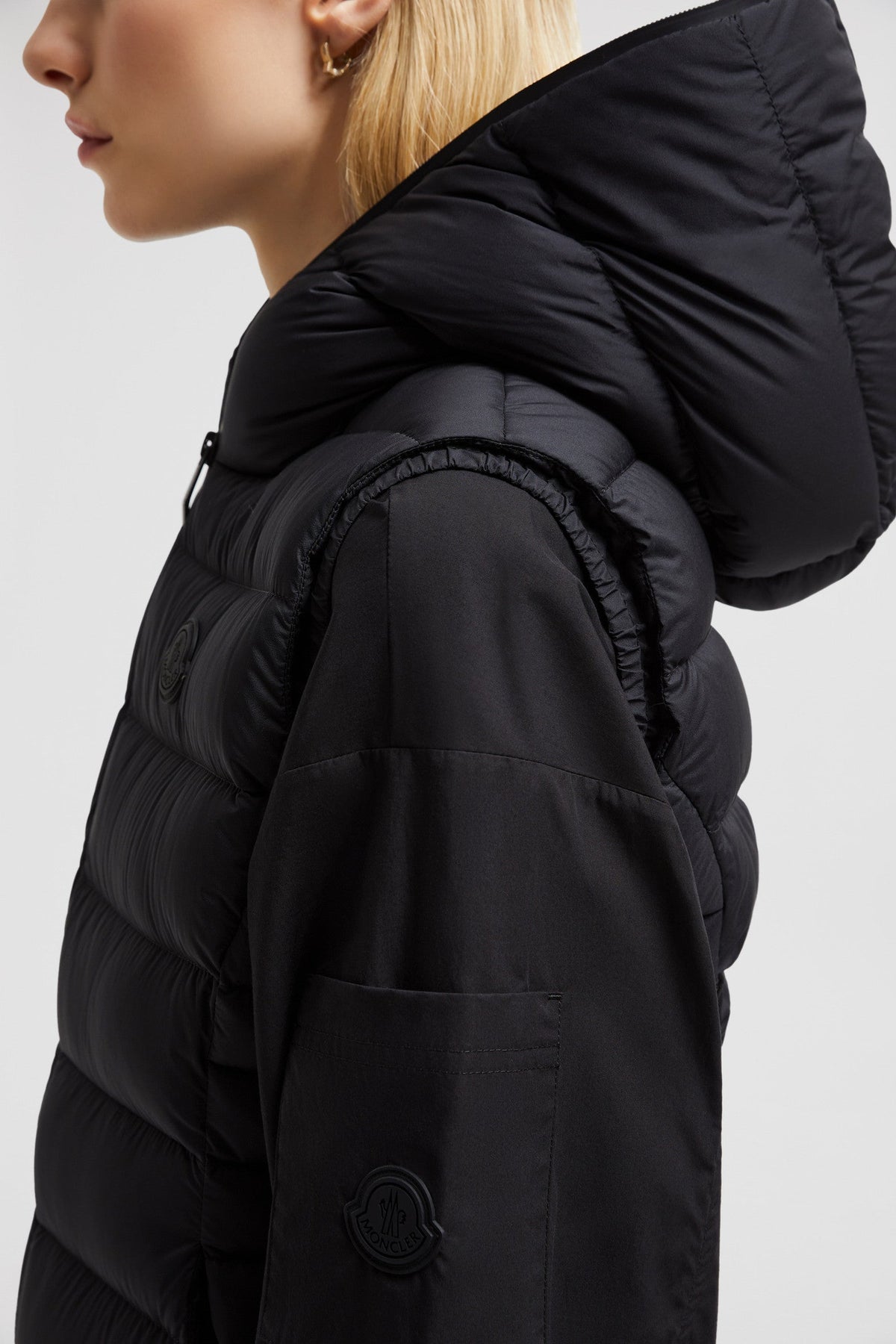 Barraux Down Vest – the Barraux down vest takes inspiration from the'90s with a streamlined yet sporty – LUX VERSE Luxury Designer Fashion Outlet