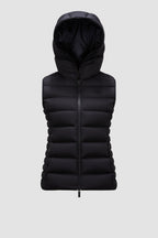 Barraux Down Vest – the Barraux down vest takes inspiration from the'90s with a streamlined yet sporty – LUX VERSE Luxury Designer Fashion Outlet