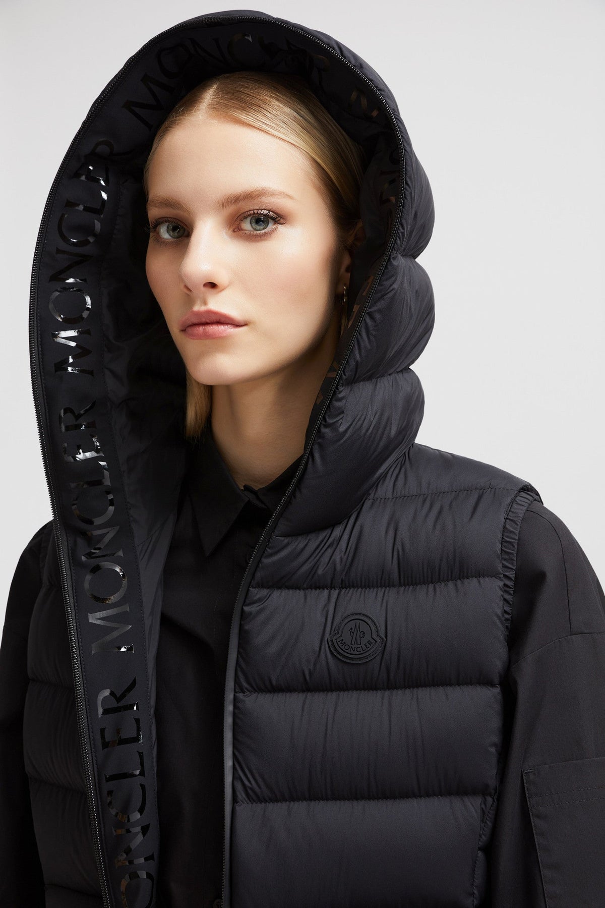 Barraux Down Vest – the practical warmer is finished with a hood – LUX VERSE Luxury Designer Fashion Outlet