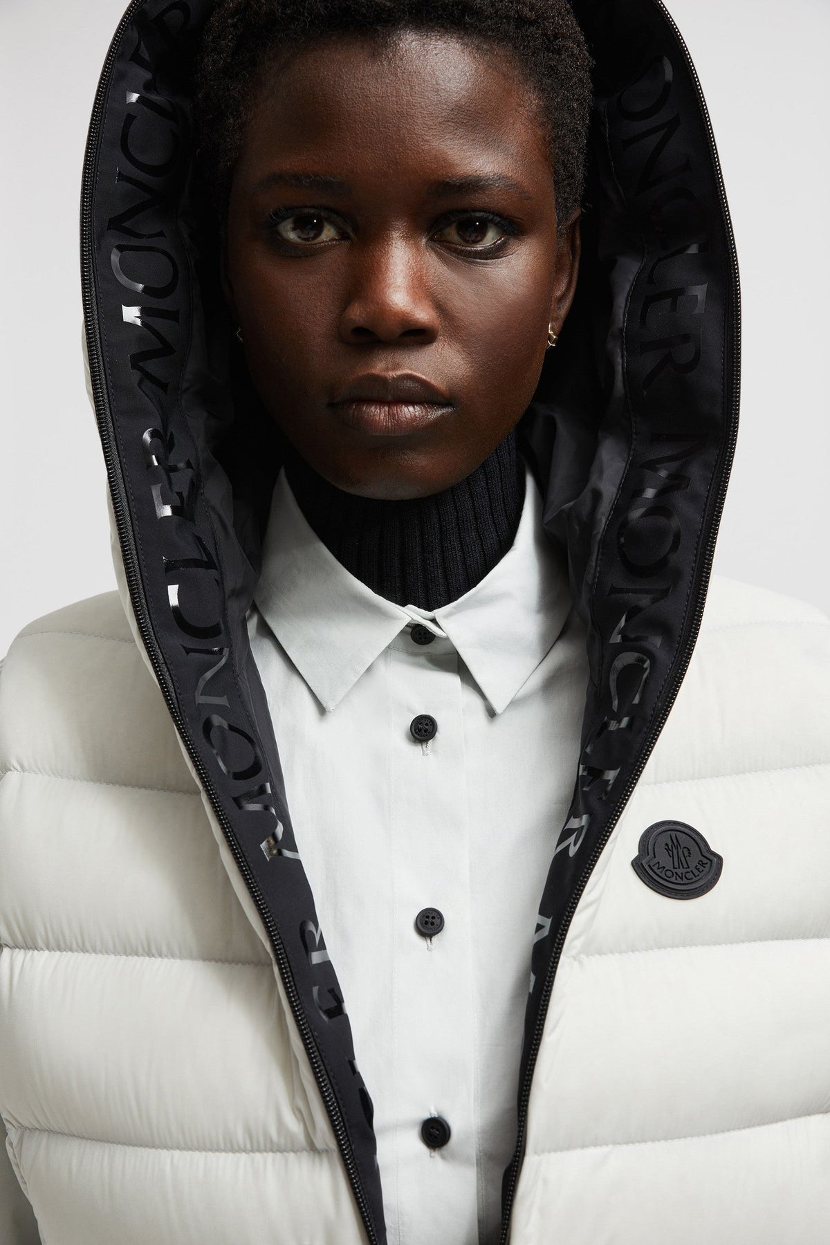 Barraux Down Vest – the practical warmer is finished with a hood – LUX VERSE Luxury Designer Fashion Outlet