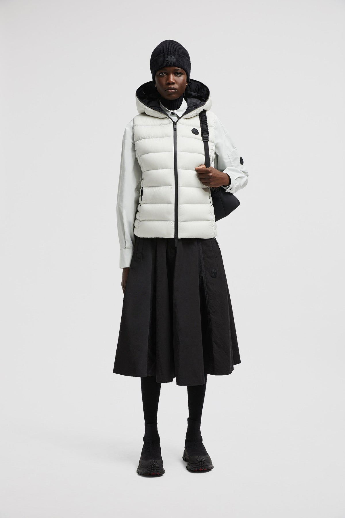 Barraux Down Vest – the Barraux down vest takes inspiration from the'90s with a streamlined yet sporty – LUX VERSE Luxury Designer Fashion Outlet