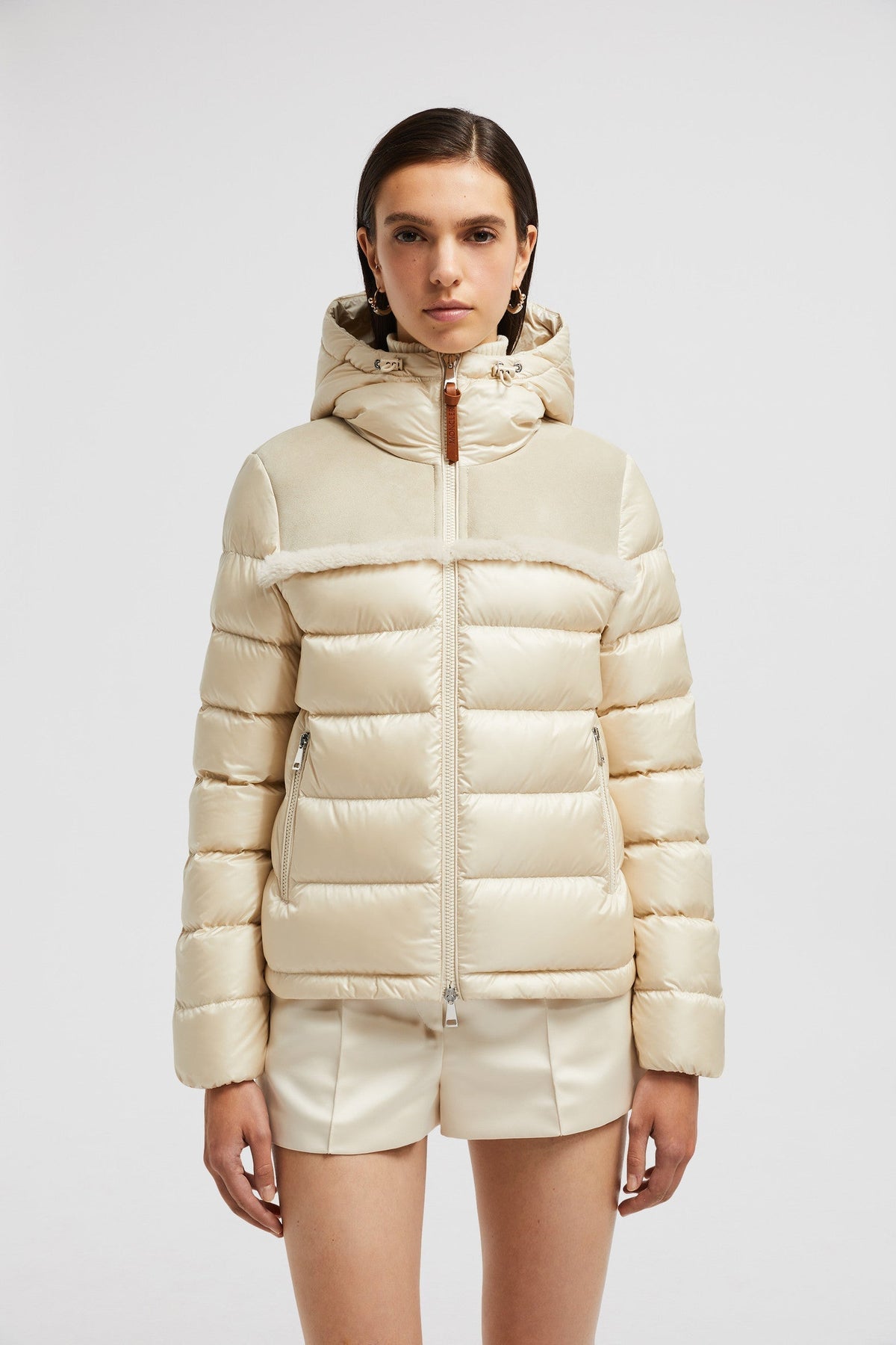 Beauvais Short Down Jacket – the hooded puffer is crafted from recycled longue saison, a nylon fabric notable for – LUX VERSE Luxury Designer Fashion Outlet