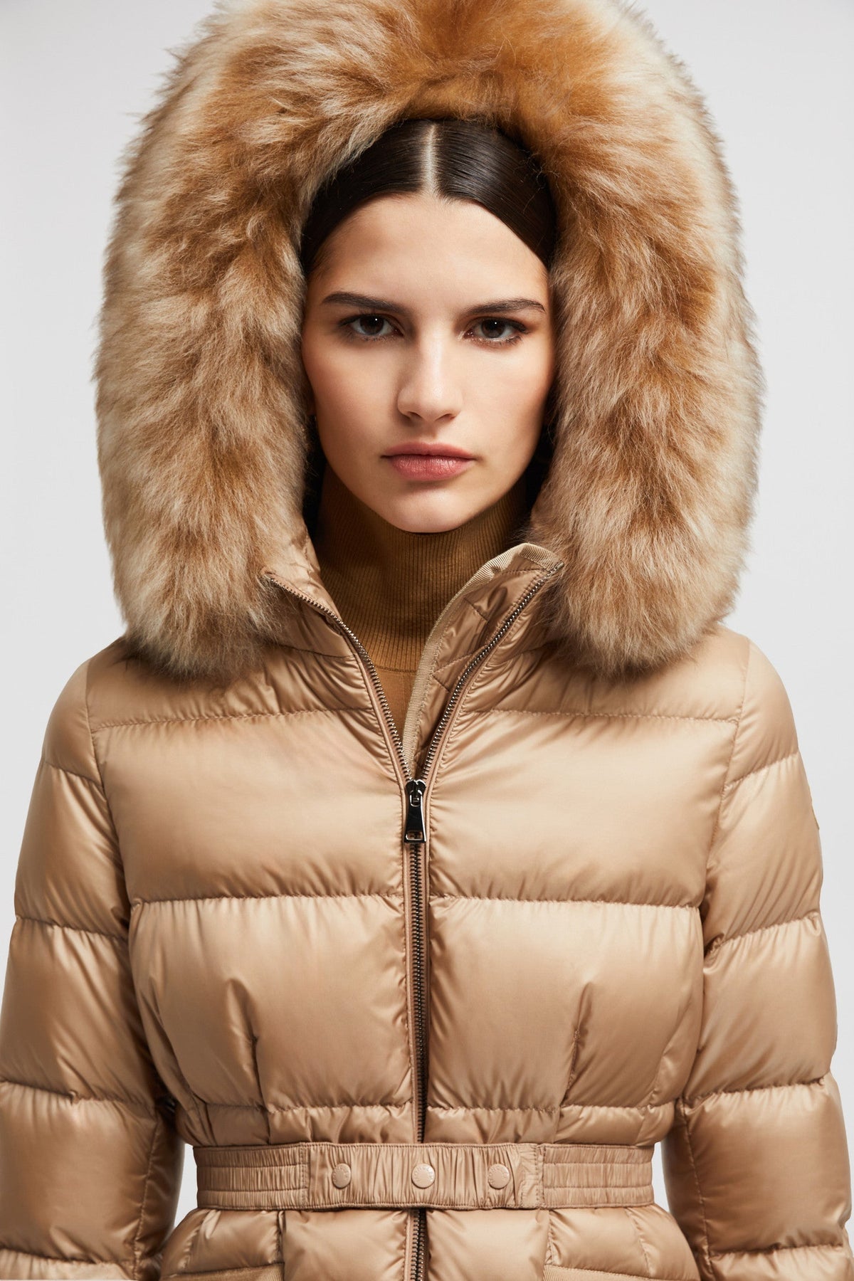Boed Short Down Jacket – details Crafted from longue saison Longue saison lining Down-filled Hood with – LUX VERSE Luxury Designer Fashion Outlet