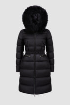 Boedic Long Down Jacket – inspired by the'70s, the Barante down jacket is crafted from nylon with a glossy – LUX VERSE Luxury Designer Fashion Outlet
