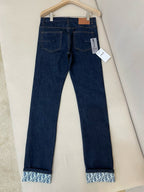 Blauer Denim mit Monogramm am Saum, gerade geschnitten – Damen