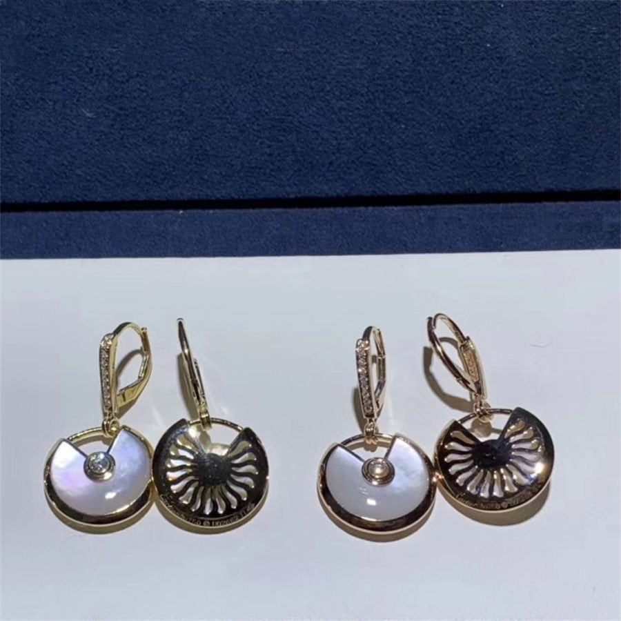 Amulette Earrings Small Mop Gold – LUX VERSE Luxury Designer Fashion Outlet