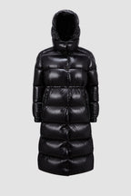 Cavettaz Long Down Jacket – in line with the collections clean, graphic aesthetic, the Cavettaz down coat boasts – LUX VERSE Luxury Designer Fashion Outlet