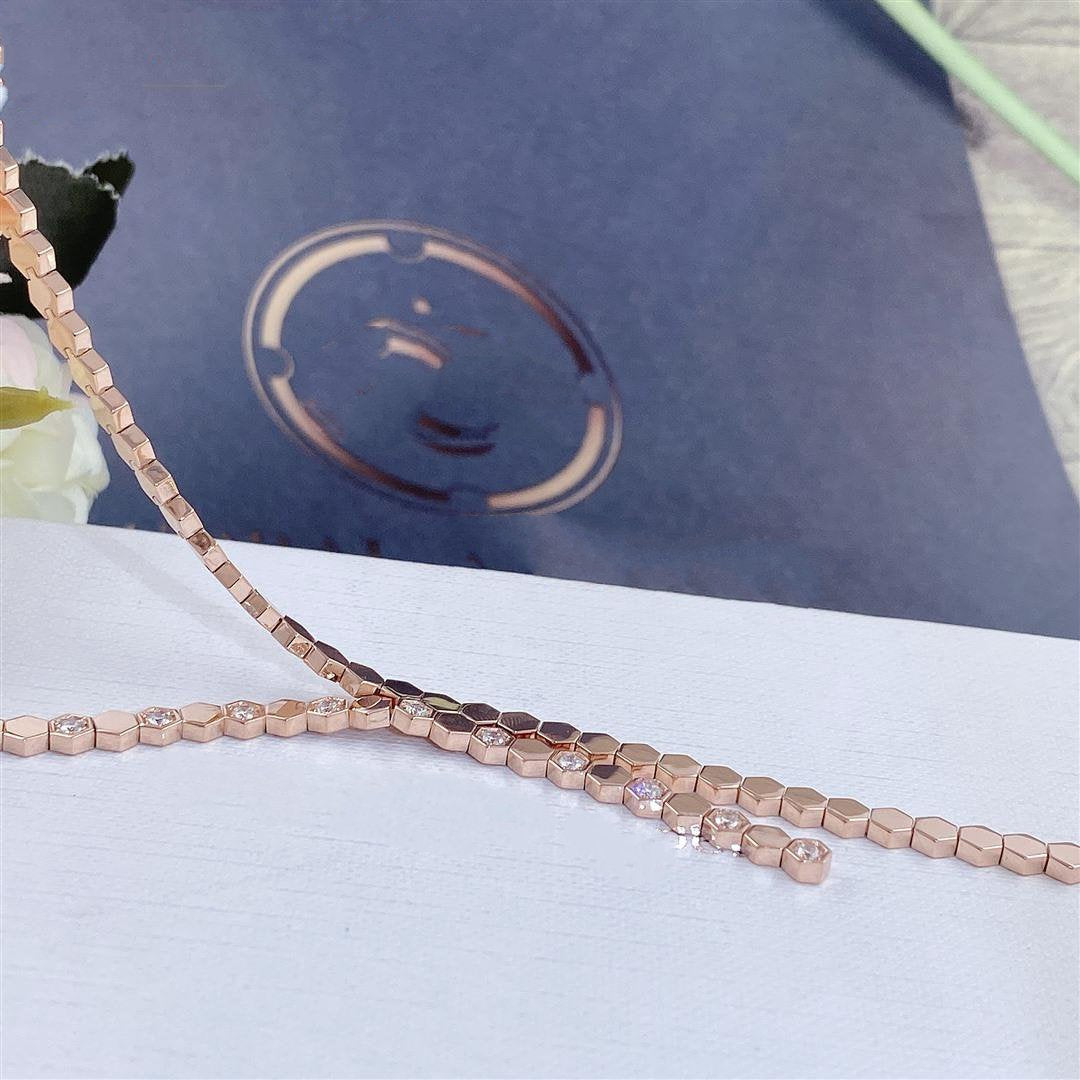 Bee Love Necklace Rose Gold Diamond – LUX VERSE Luxury Designer Fashion Outlet