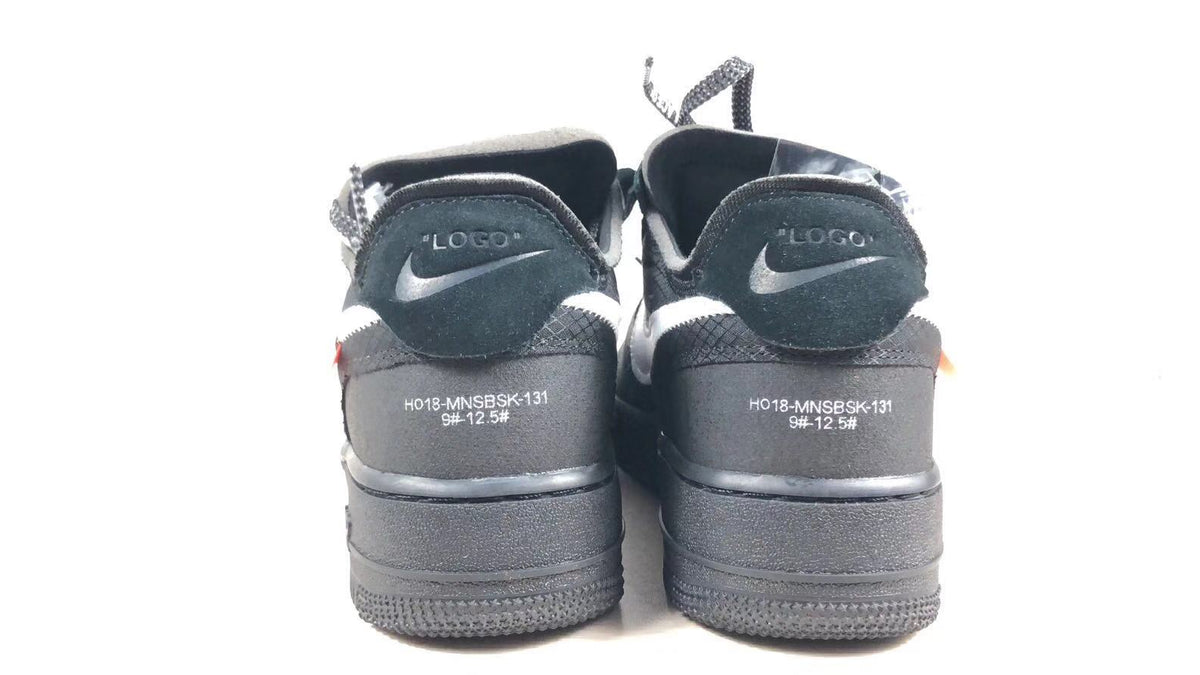 Schwarzes Leder mit kontrastierendem Swoosh, Low-Top – Herren