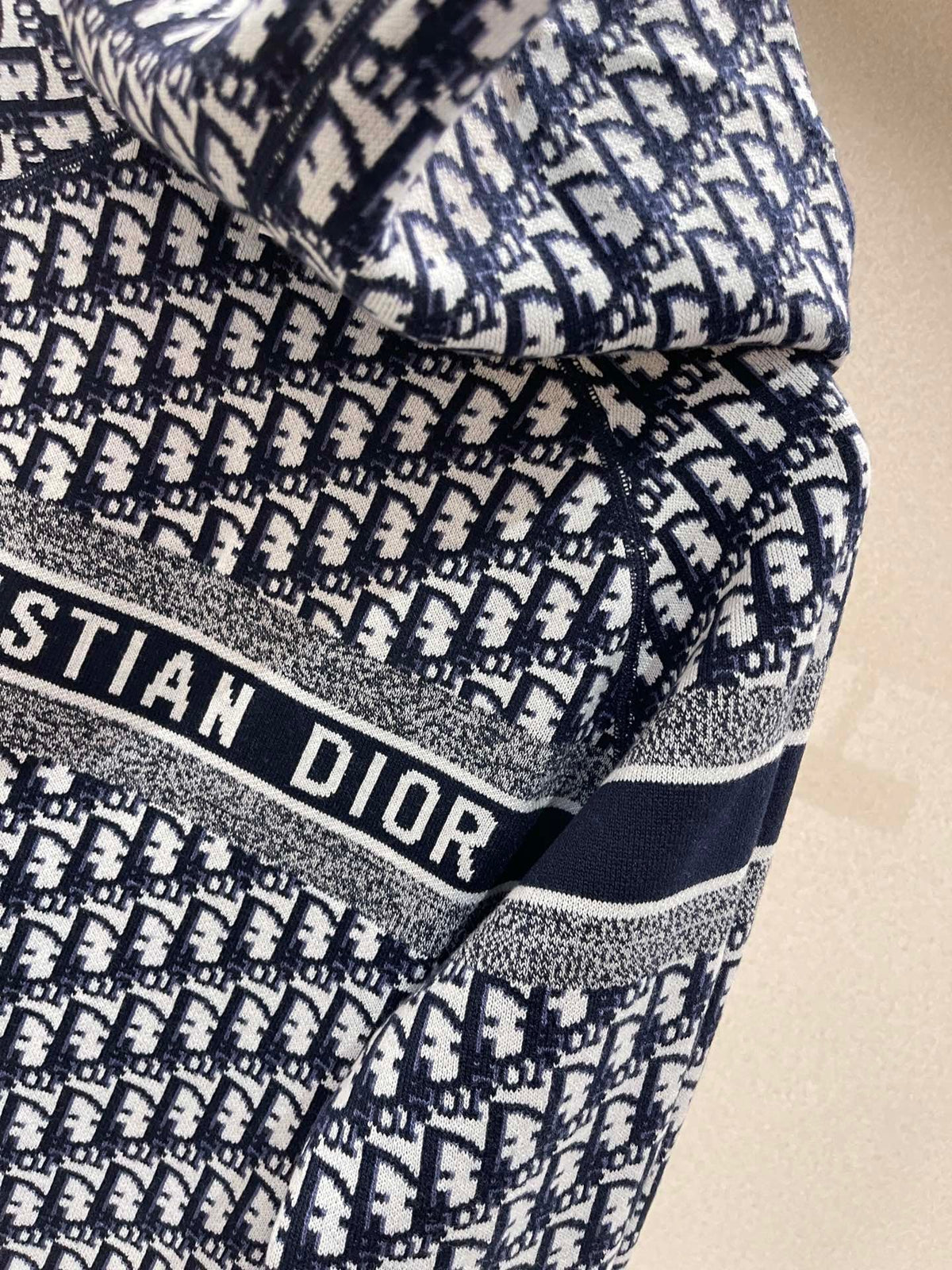 Marineblaues Jacquard-Monogramm-Panel-Rundhals-Sweatshirt – Herren