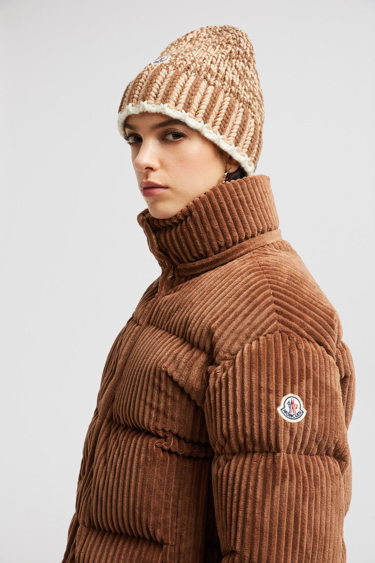 Daos Corduroy Down Jacket – the high-impact design has a high neck and a detachable hood, while longue saison – LUX VERSE Luxury Designer Fashion Outlet