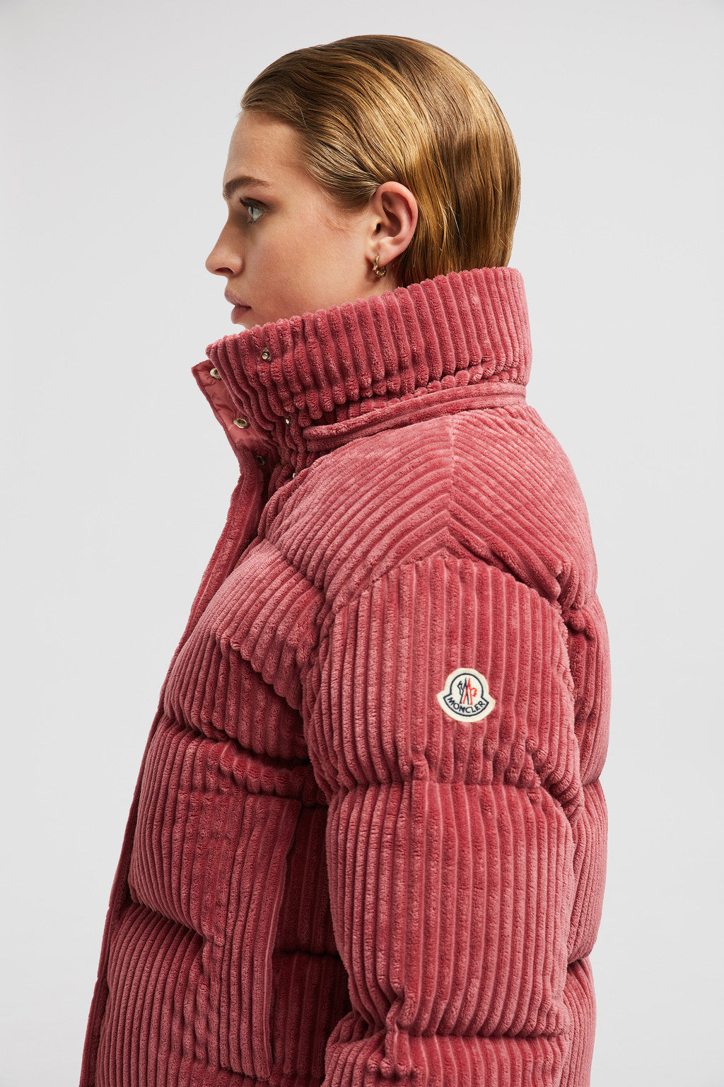 Daos Corduroy Down Jacket – an exploration of creativity and individuality, the Daos down jacket is crafted – LUX VERSE Luxury Designer Fashion Outlet
