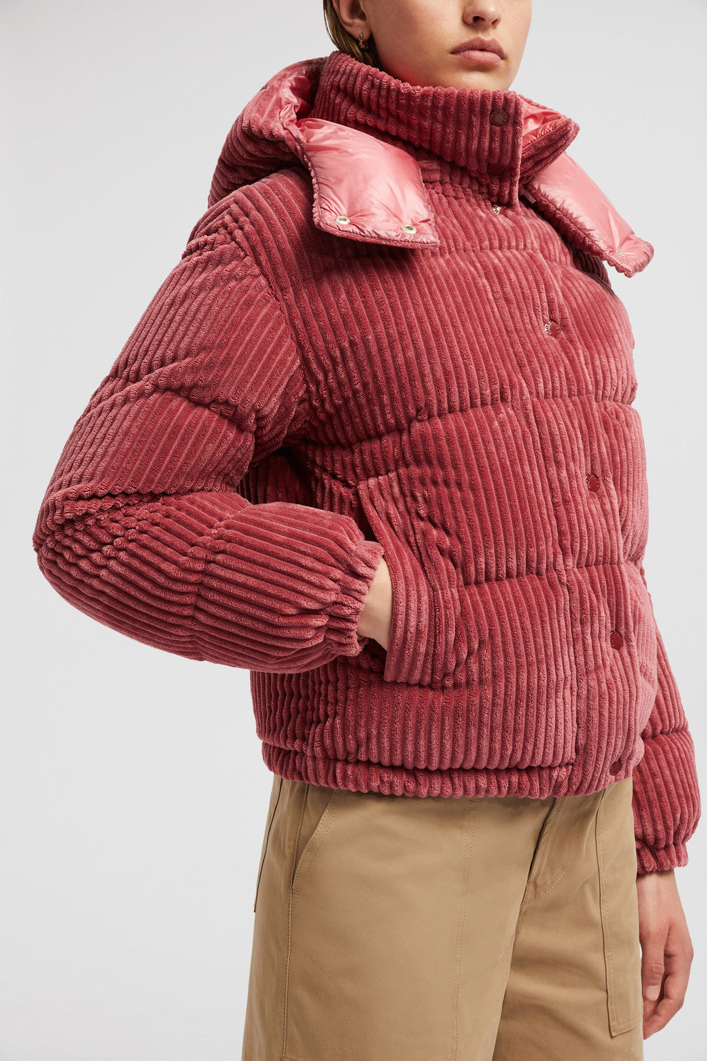 Daos Corduroy Down Jacket – the high-impact design has a high neck and a detachable hood, while longue saison – LUX VERSE Luxury Designer Fashion Outlet