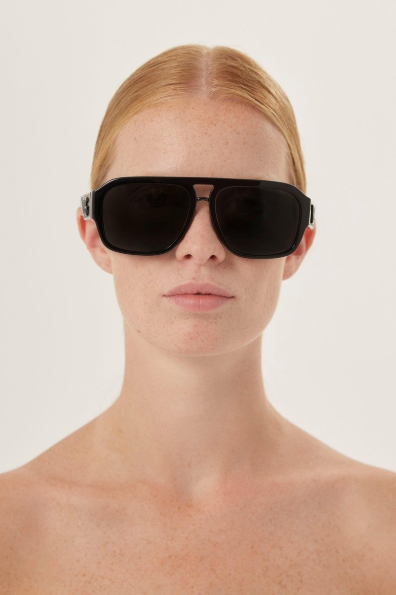 Black pilot sunglasses – quality of materials are combined with Made in Italy creativity – LUX VERSE Luxury Designer Fashion Outlet