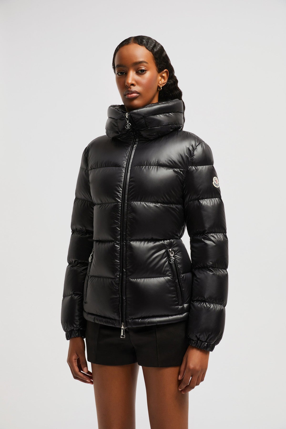 Douro Short Down Jacket – the short puffer is crafted from recycled longue saison, a nylon fabric notable for – LUX VERSE Luxury Designer Fashion Outlet