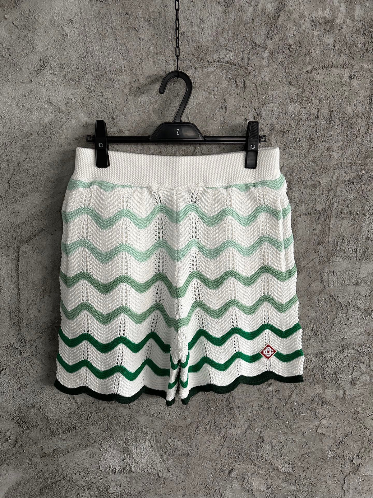 Grüne Strick-Shorts mit Chevron-Muster – Herren