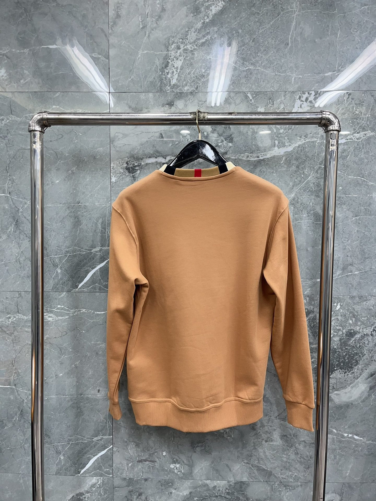 Weißes Baumwoll-T-Shirt mit Kontrastkragen – Herren