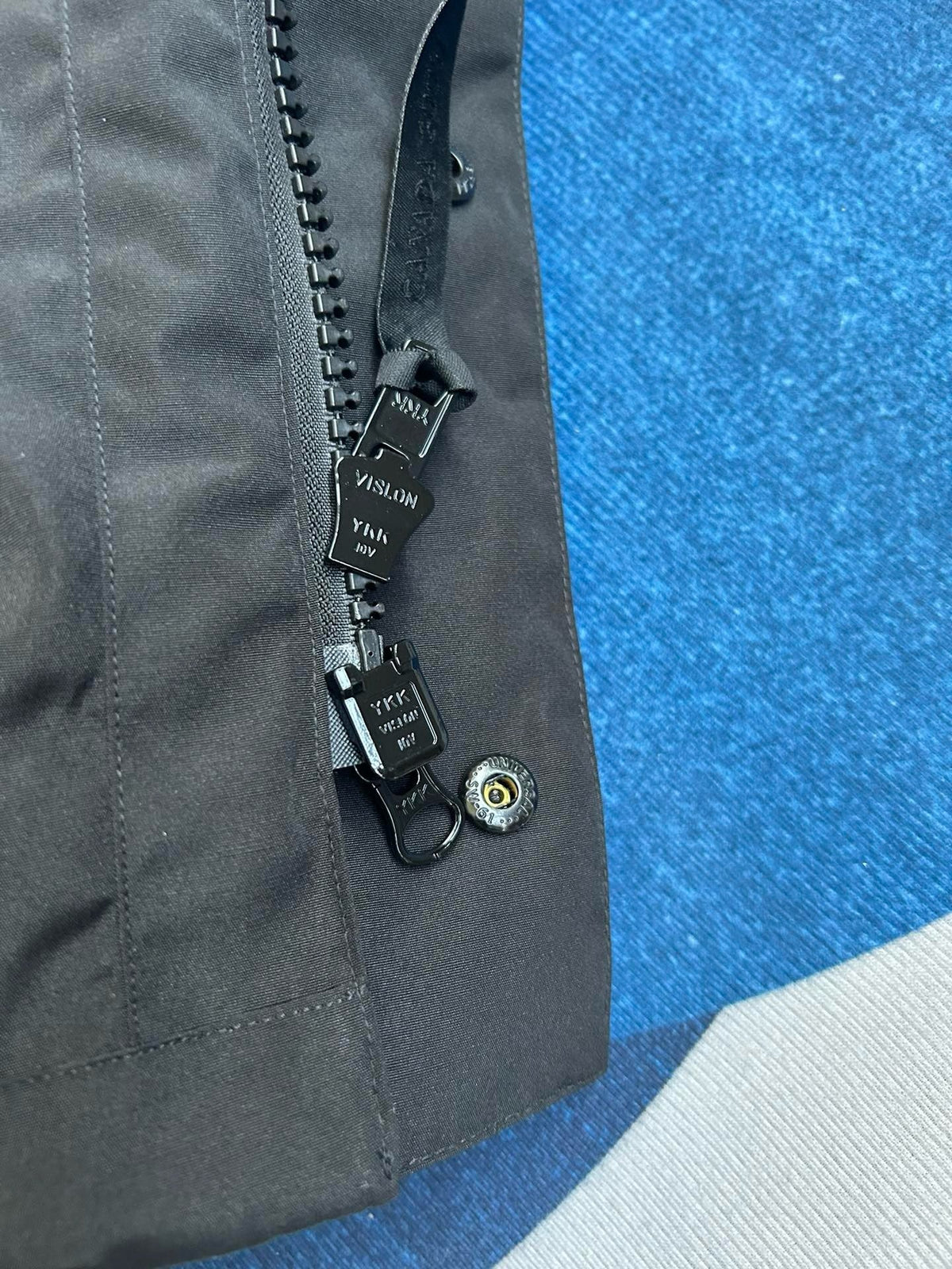 Schwarz-weißer Parka – Herren