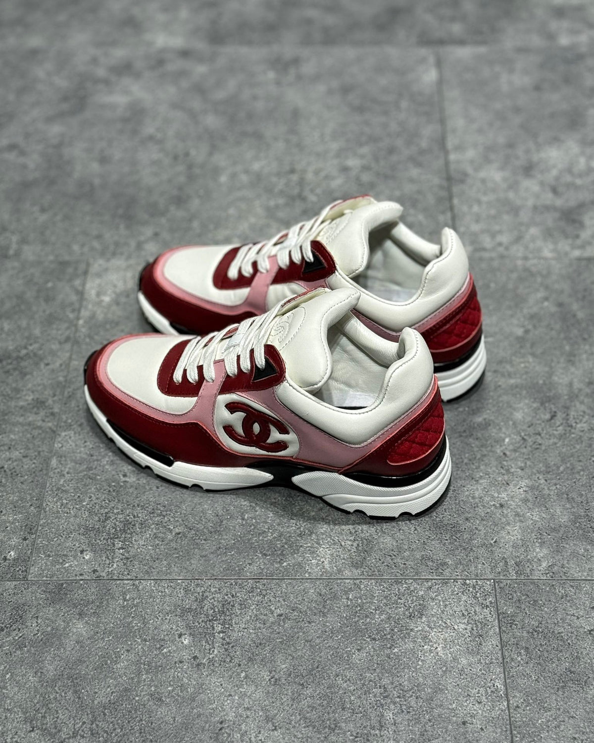 White Mesh Colourblock Chunky - Women's