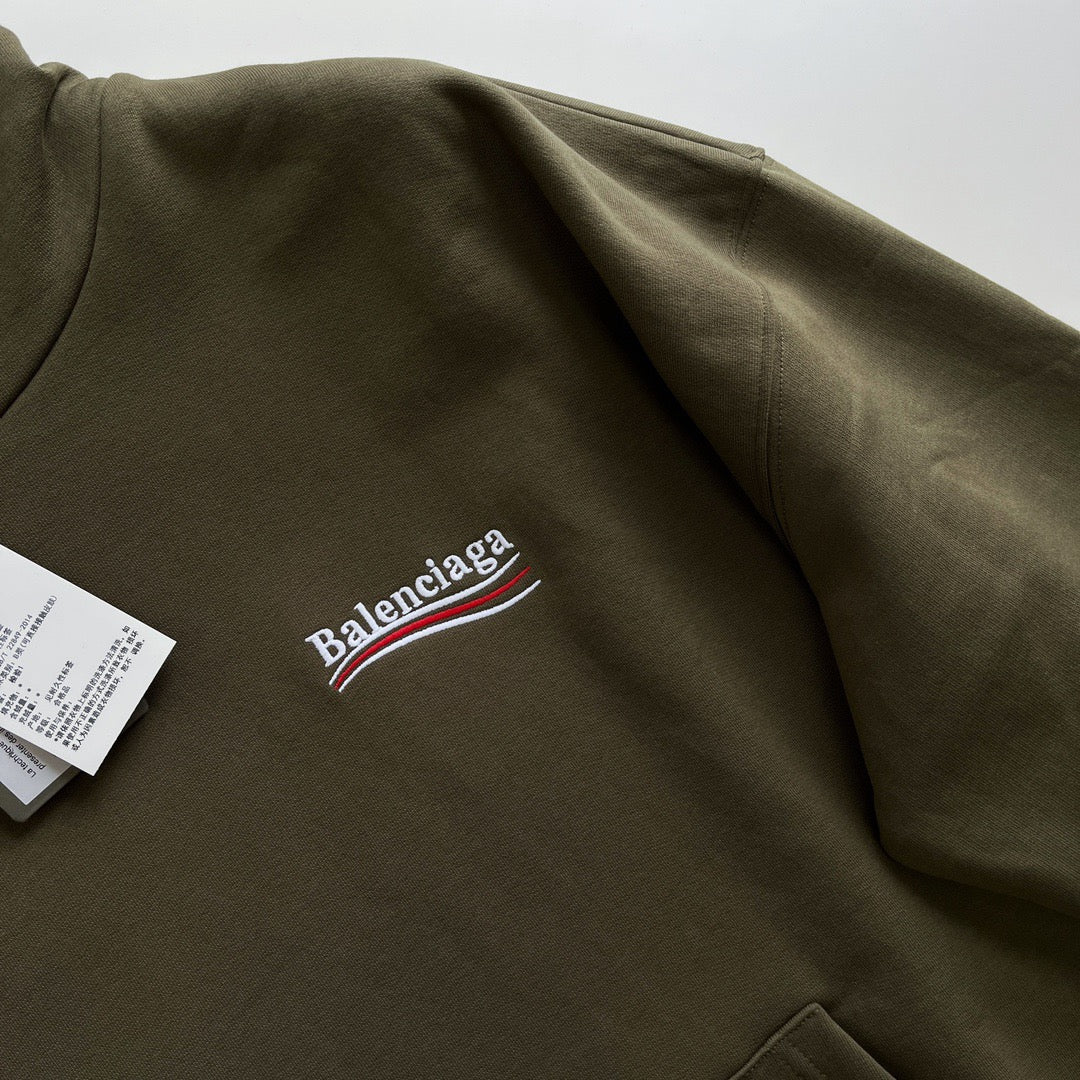 Olivfarbener Pullover mit Brustlogo aus Baumwolle – Herren