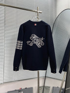 Strickjacke für Herren aus grauer Wolle mit Streifen