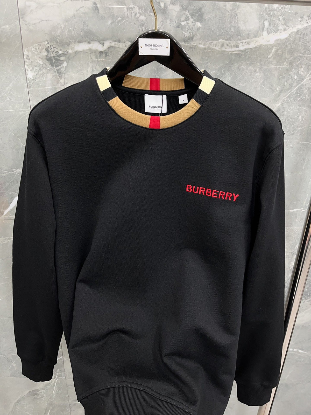 Weißes Baumwoll-T-Shirt mit Kontrastkragen – Herren