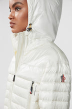 Eibing Short Down Jacket – born out of a deep research of lightweight materials and innovative constructions, – LUX VERSE Luxury Designer Fashion Outlet