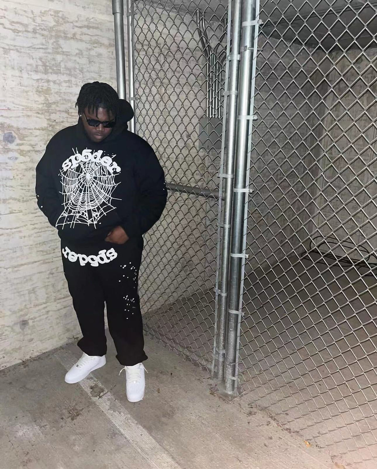 Black Cotton Web Graphic Pullover - Men's