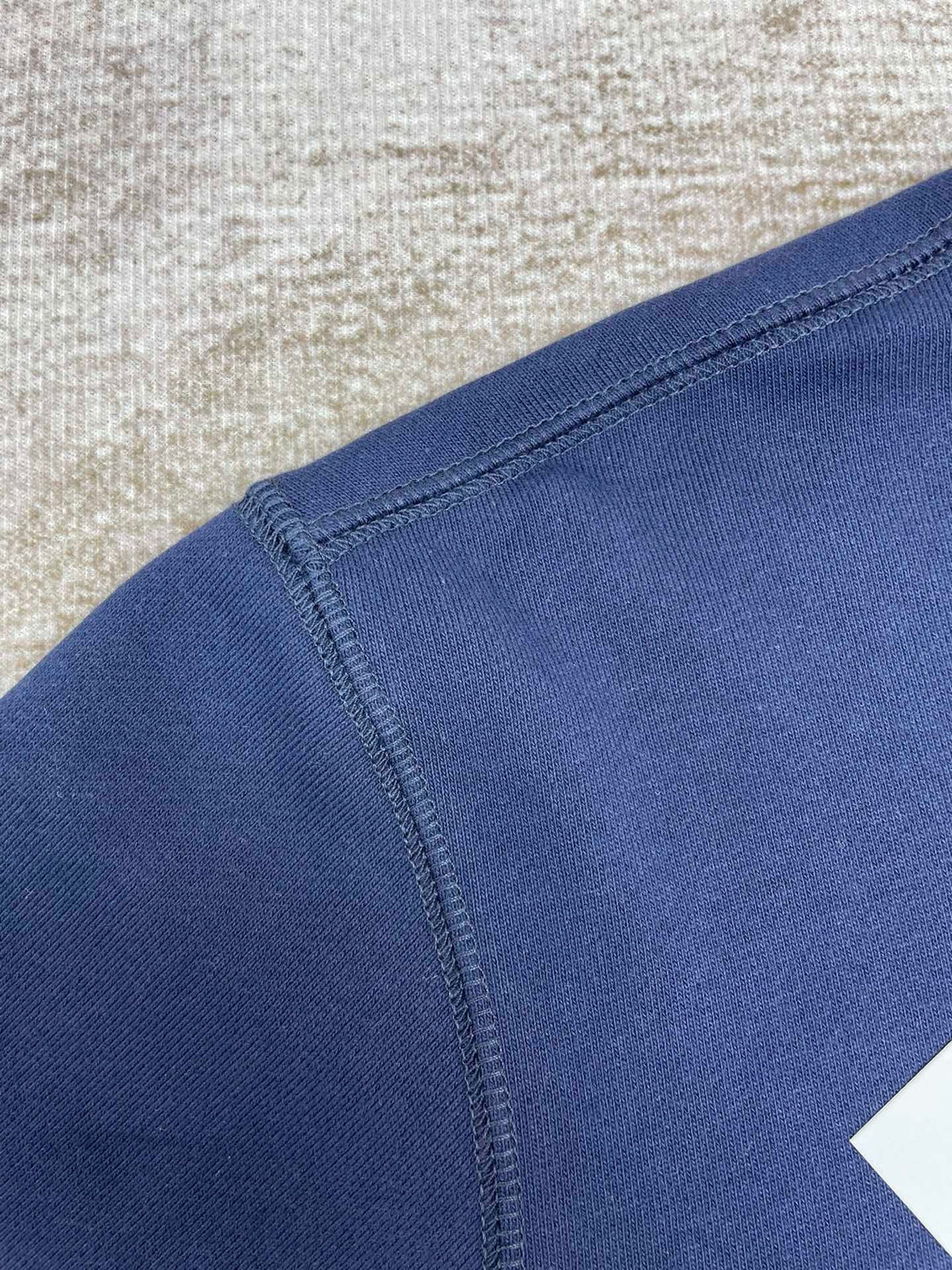 Marineblaues Baumwoll-Sweatshirt mit Arch-Grafik – Herren