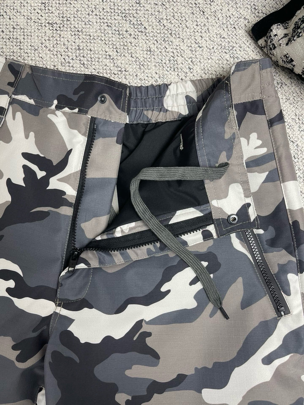 Grey Cotton Camo Print Cargo - Men's