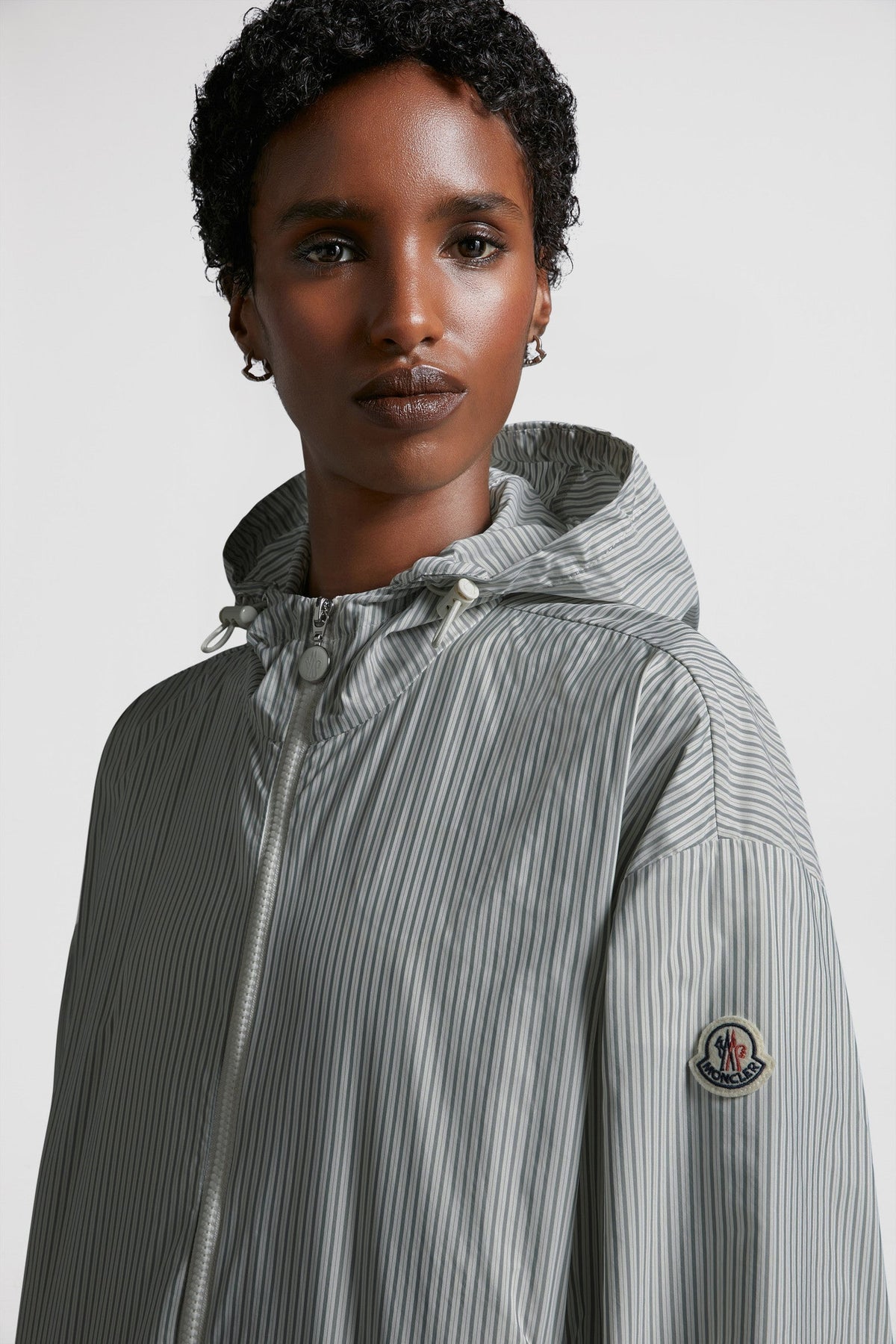 Festo Hooded Jacket – the striped jacket is finished with a hood – LUX VERSE Luxury Designer Fashion Outlet