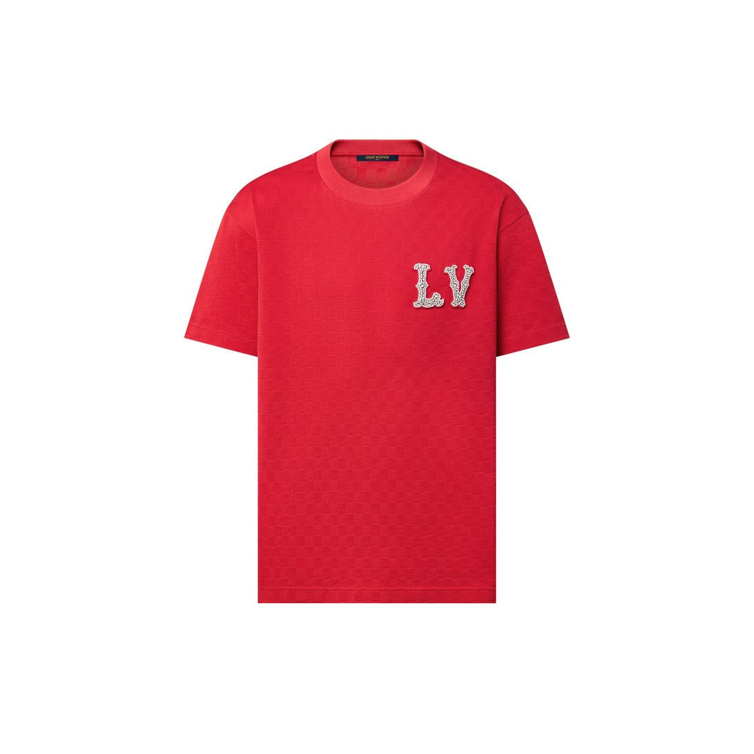 Cotton Pique T-Shirt With Embroidered LV Patch – his vibrant red t-shirt brings the sartorialist details of the SS24 Show to – LUX VERSE Luxury Designer Fashion Outlet
