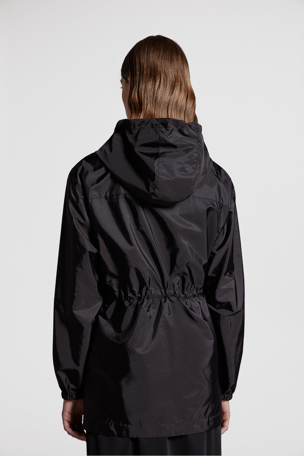 Filira Hooded Jacket – the lightness and fluidity of ballet dancers’ moves is infused into the Filira jacket – LUX VERSE Luxury Designer Fashion Outlet