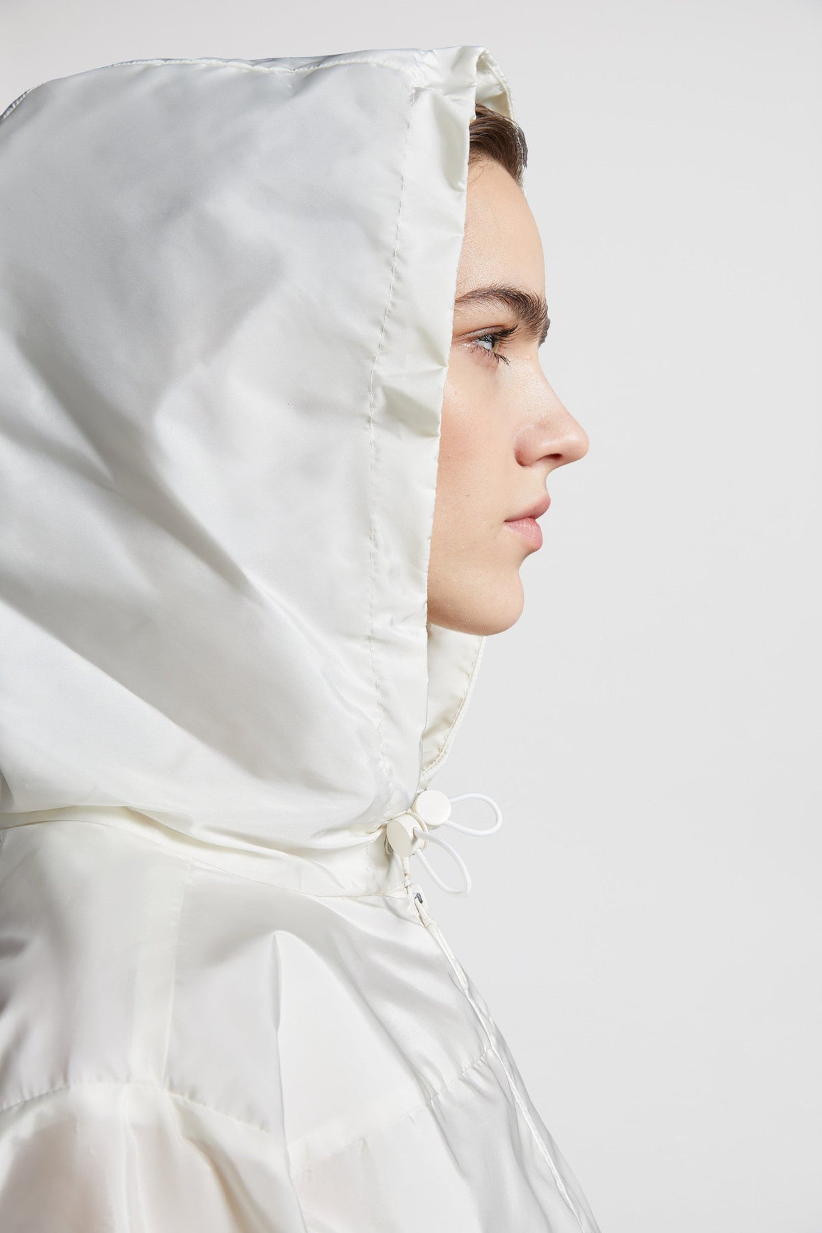 Filira Hooded Jacket – an adjustable waistline allows you to play with the feminine fit – LUX VERSE Luxury Designer Fashion Outlet