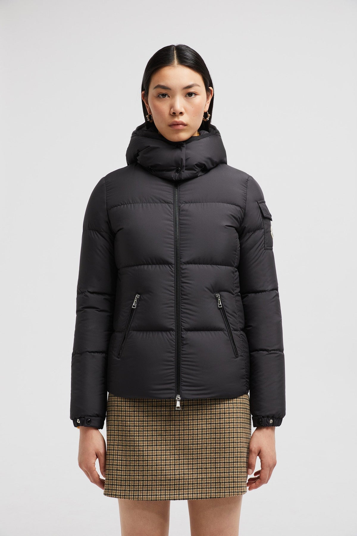 Fourmines Short Down Jacket – the short puffer is crafted from polyester with a water-repellent finish while – LUX VERSE Luxury Designer Fashion Outlet