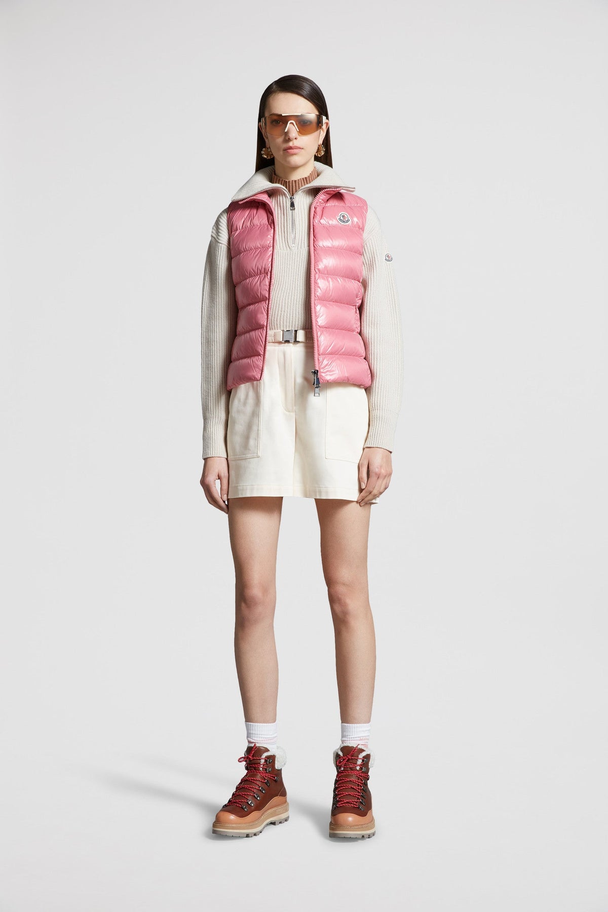 Ghany Down Vest – a classic, the Ghany vest for women revisits the archives and draws inspiration – LUX VERSE Luxury Designer Fashion Outlet
