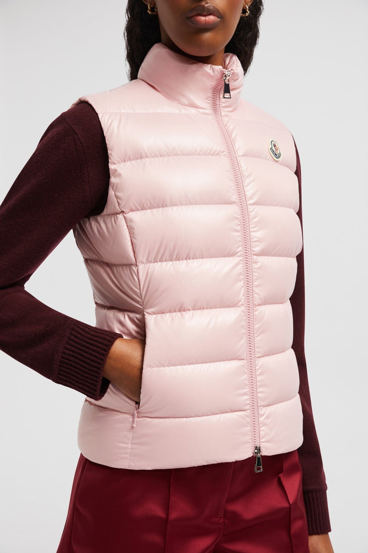 Ghany Down Classic Vest – the Ghany vest for women revisits the archives and draws inspiration from iconic – LUX VERSE Luxury Designer Fashion Outlet
