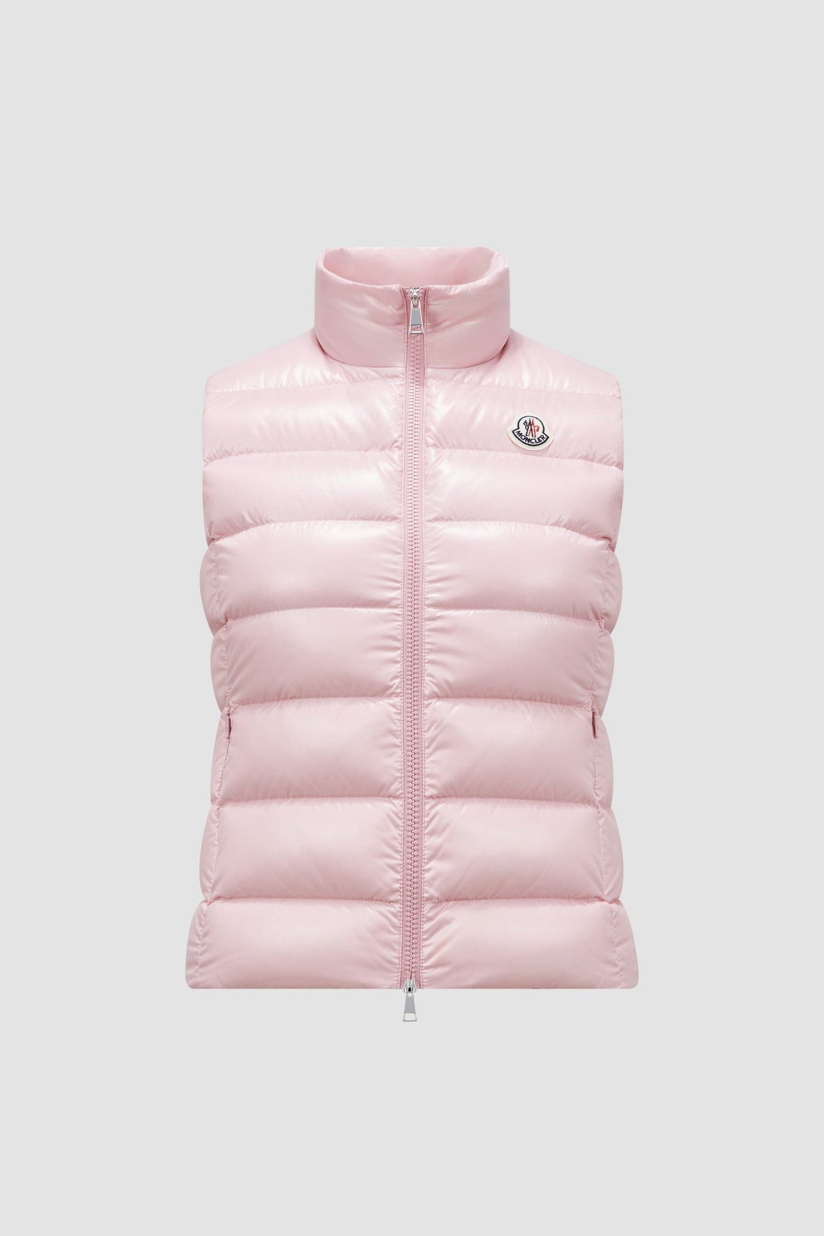 Ghany Down Classic Vest – the Ghany vest for women revisits the archives and draws inspiration from iconic – LUX VERSE Luxury Designer Fashion Outlet