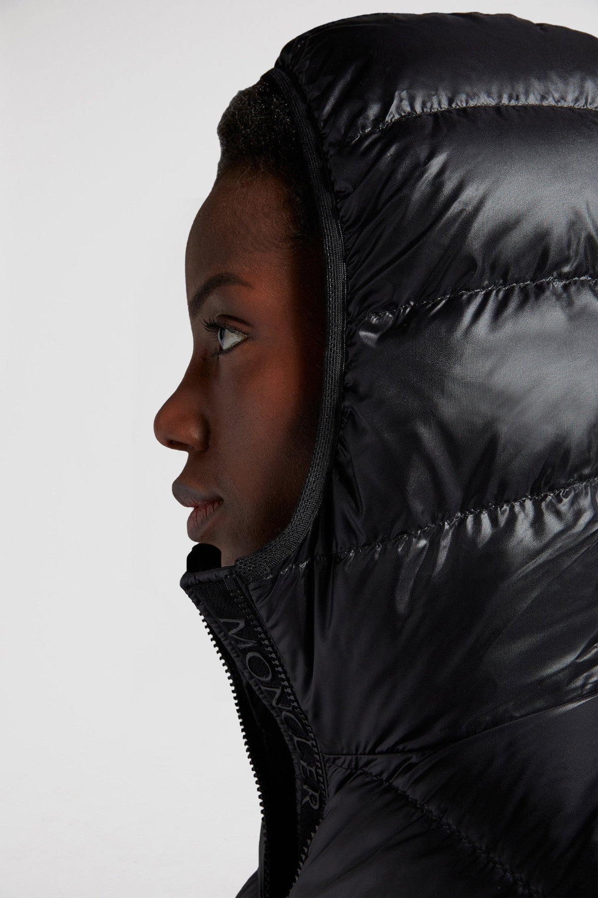 Gles Short Down Jacket – the Gles down jacket is characterized by classic boudin quilting and an iconic patch – LUX VERSE Luxury Designer Fashion Outlet