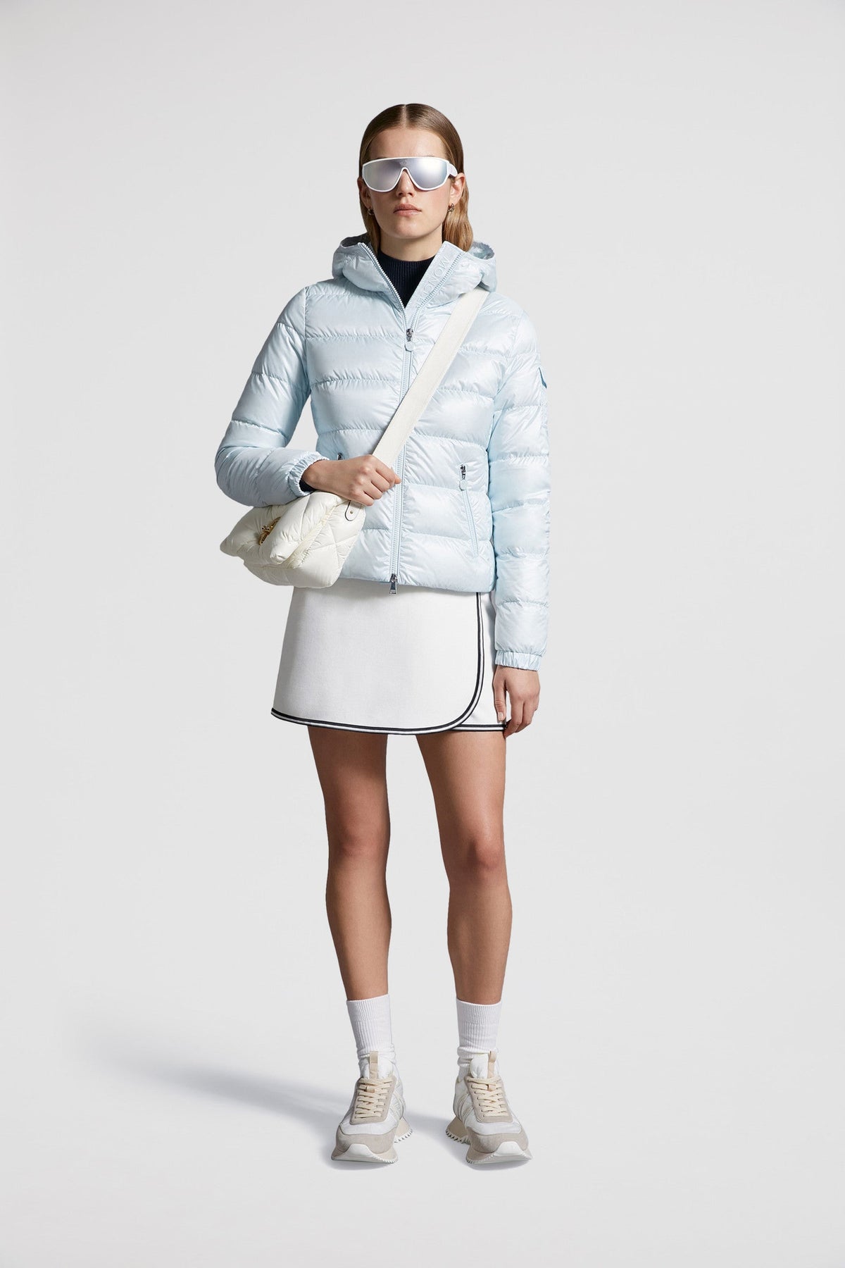 Gles Short Down Jacket – the hooded puffer is crafted from recycled longue saison, a nylon fabric notable for – LUX VERSE Luxury Designer Fashion Outlet