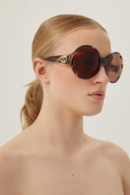 Bold round shape – style dedicated to all the lovers: vintage inspired plastic feminine style – LUX VERSE Luxury Designer Fashion Outlet