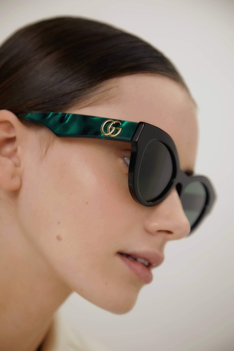Cat eye black and green sunglasses – inspired by a gender fluid look, translated in a street style effortless look – LUX VERSE Luxury Designer Fashion Outlet