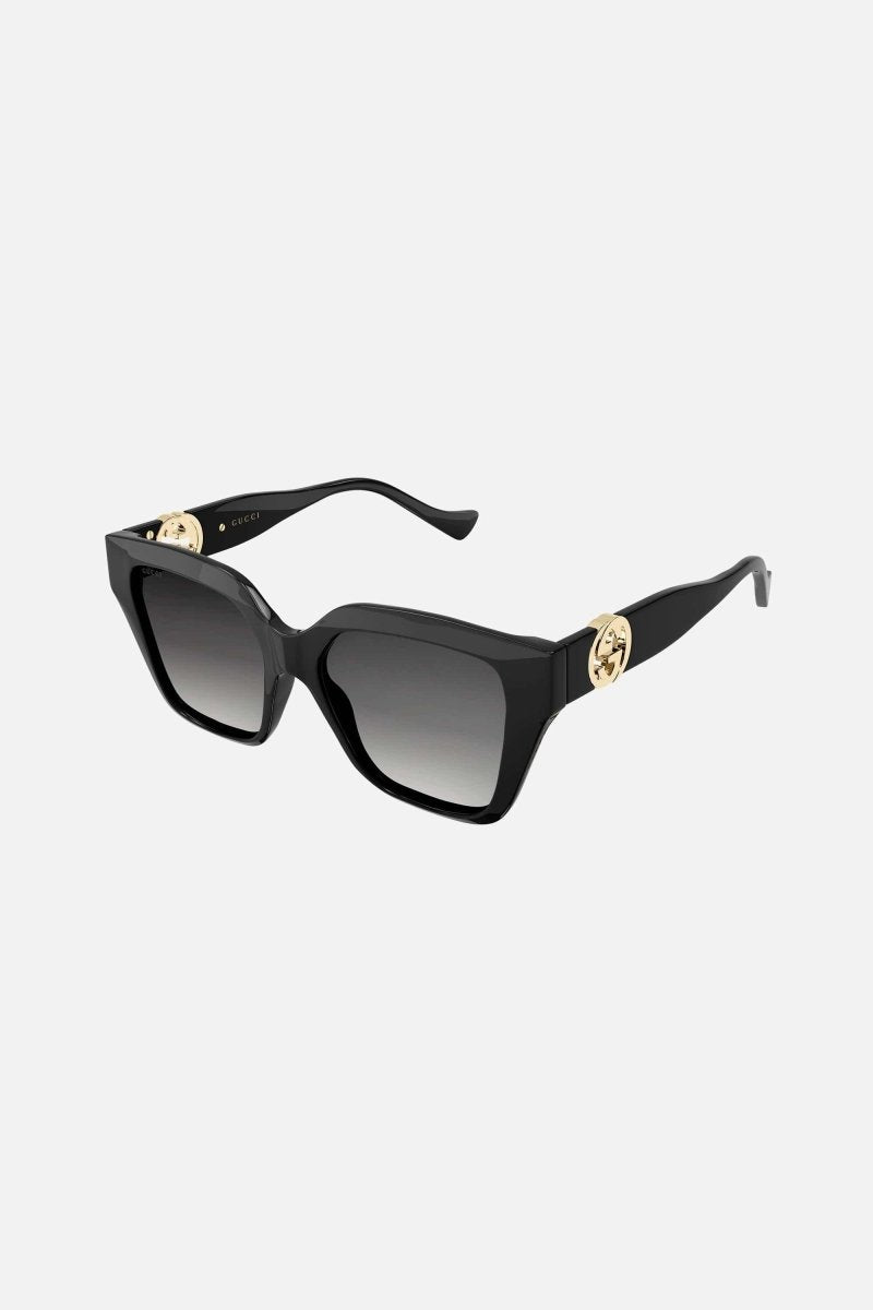 Cat-eye black sunglasses with integrated GG logo – a new interpretation of Chain iconic concept to see with new eyes: – LUX VERSE Luxury Designer Fashion Outlet